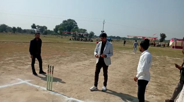 Cricket tournament :छतरपुर जिले के चंदला तहसील के बछौन गांव में भव्य टूर्नामेंट का चल रहा है।