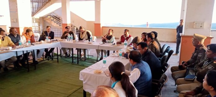 श्रद्धालुओं की सुविधाओं का रखा जाए विशेष ध्यान: बृजेंद्र सिंह