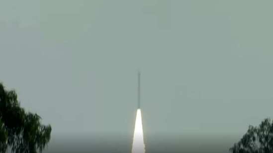 ISRO का नया SSLV-D2 रॉकेट सफलतापूर्वक अंतरिक्ष में पंहुचा