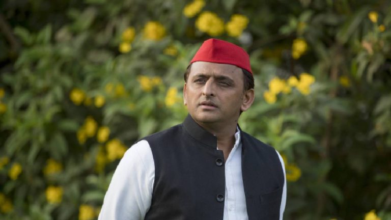अखिलेश यादव