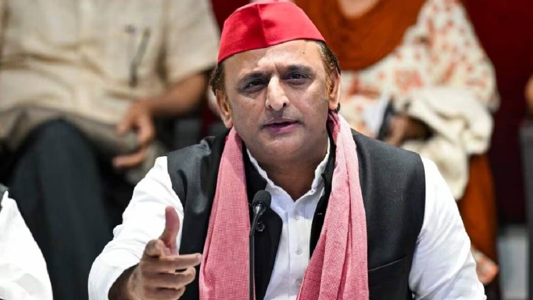 अखिलेश यादव