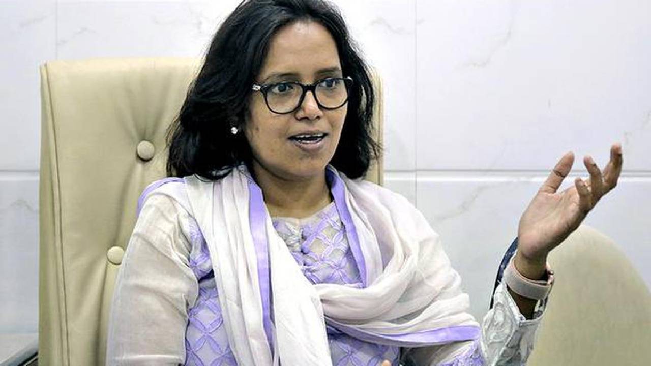 वर्षा गायकवाड़