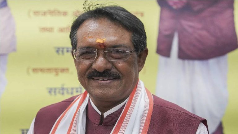 केंद्रीय मंत्री हर्ष मल्होत्रा