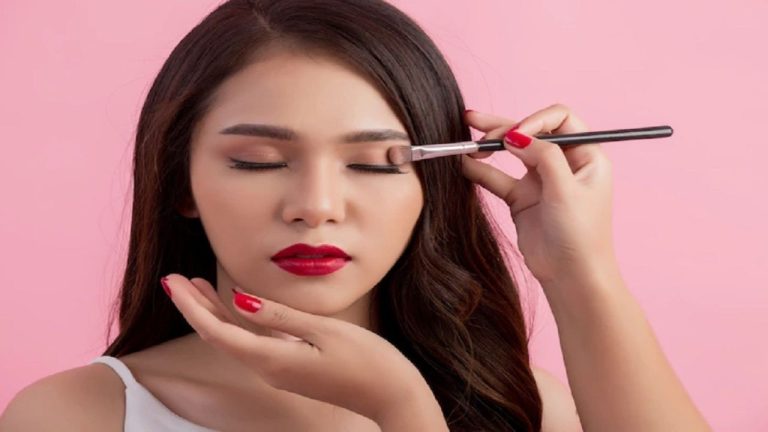 Monsoon Makeup Hacks