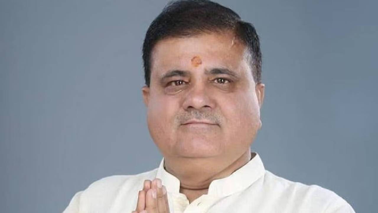 महेंद्र भट्ट