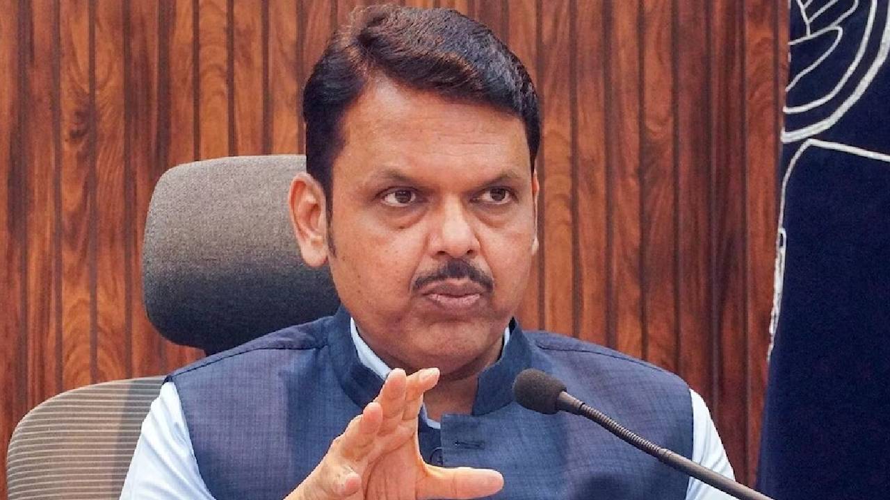 CM फडणवीस