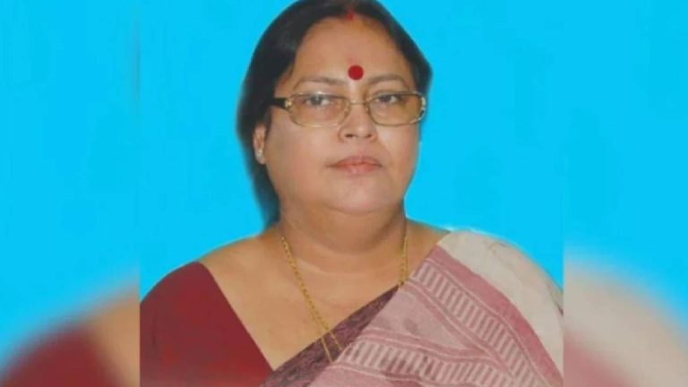 साबित्री मित्रा