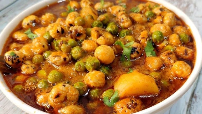 Aloo Makhana Sabzi Recipe