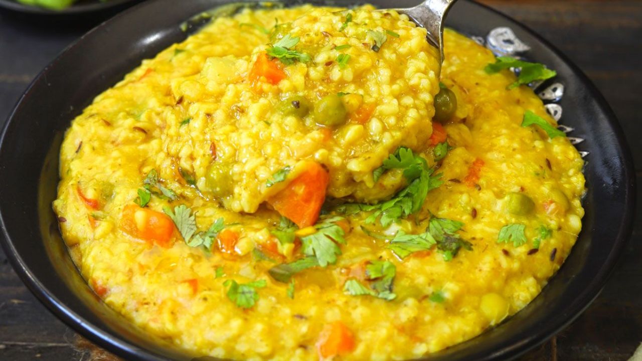 Dal Khichdi Recipe