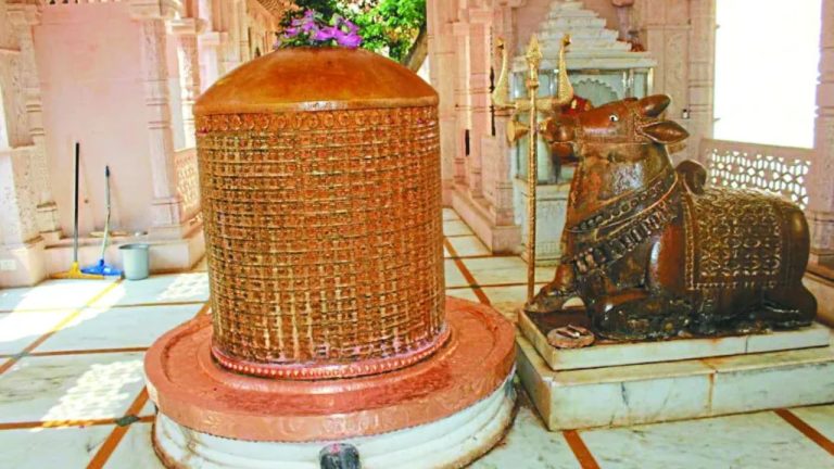 Hazareshwar Shiv Temple: