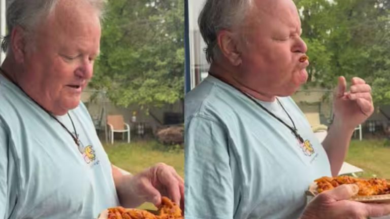 Foreign Man Eats Pyaaz Ke Pakode